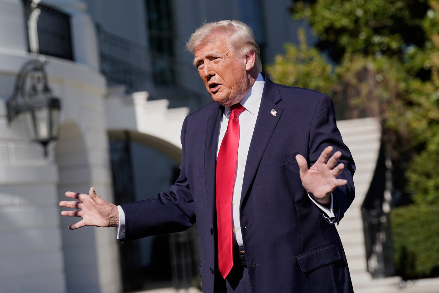 Trump's dyslexia barbs stir anguish and anger, perpetuating a myth about the learning disability | iNFOnews.ca Trump's dyslexia barbs stir anguish and anger, perpetuating a myth about the learning disability | iNFOnews.ca