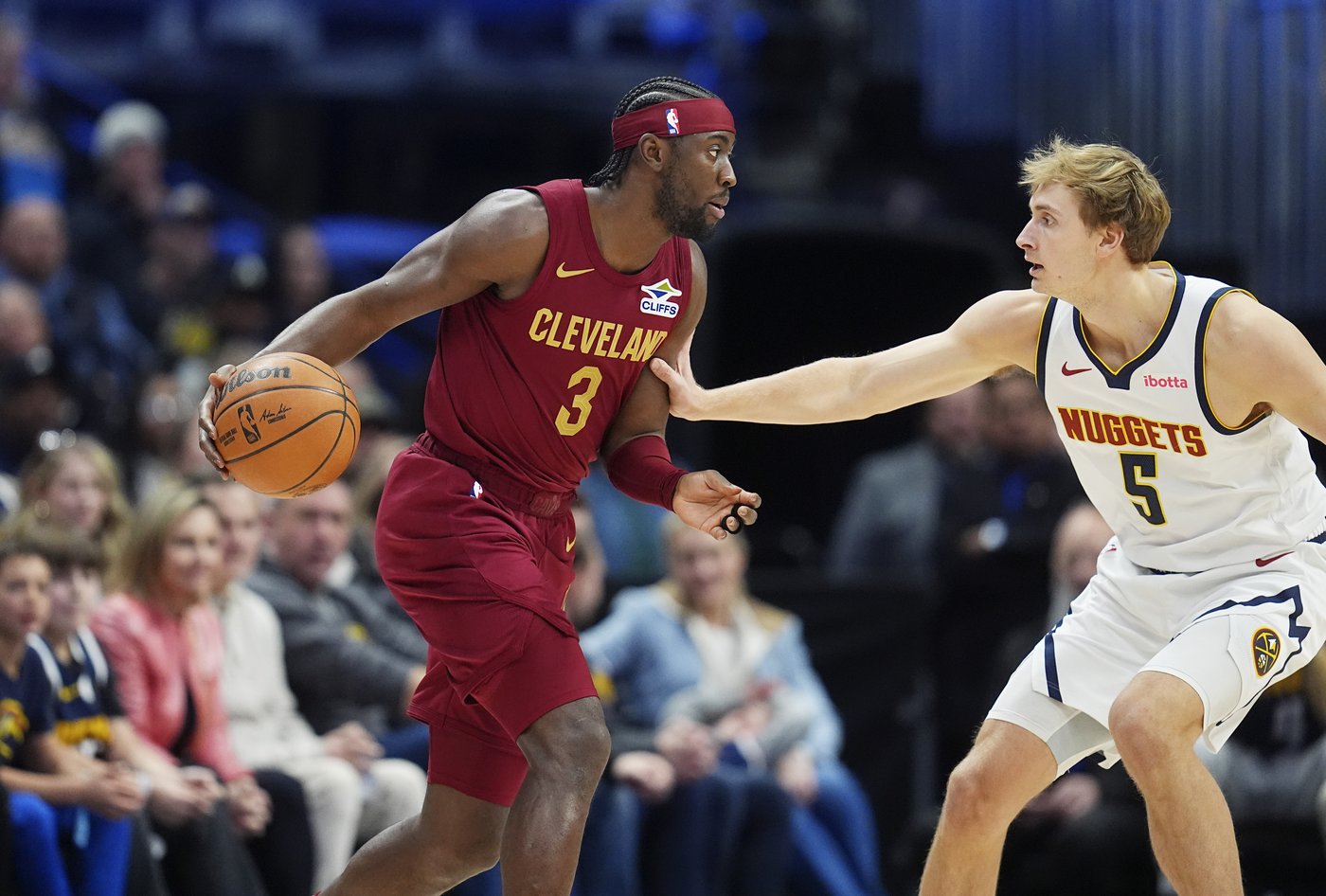 Mitchell scores 33, Cavs beat Nuggets 149-135 for 6th straight win | iNFOnews.ca