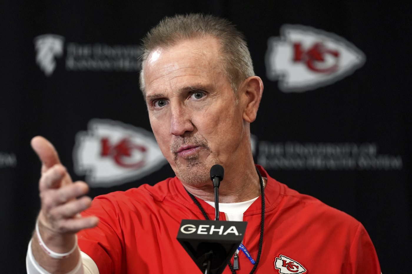 Blitzing with 'Spags': Chiefs defensive coordinator Steve Spagnuolo, the mad scientist of pass rush | iNFOnews.ca