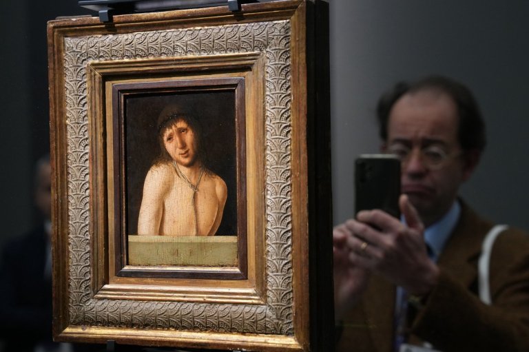 Italy's culture minister pledges to buy more artworks, as latest purchase shown in Rome | iNFOnews.ca