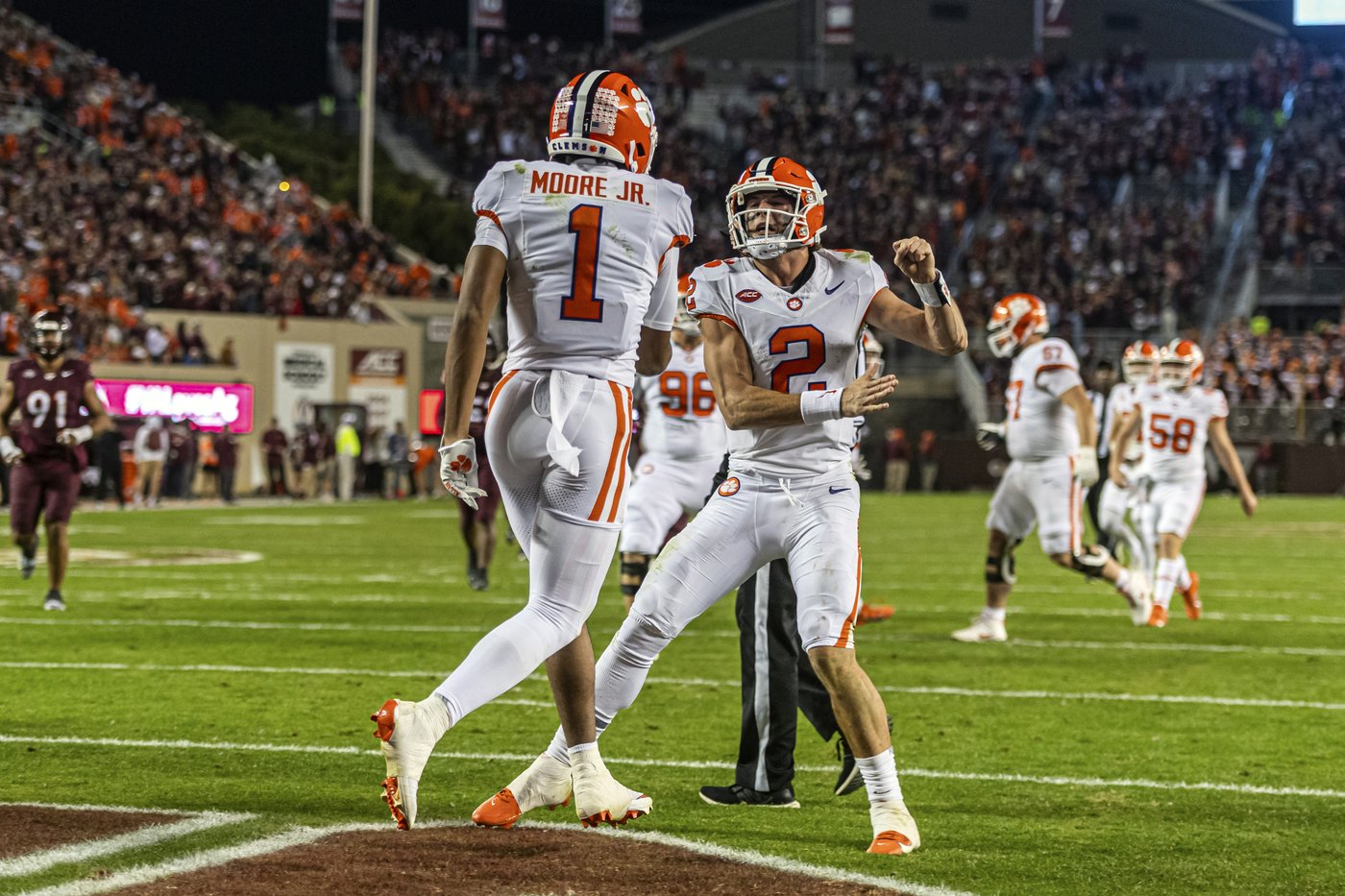 No. 17 Clemson looks to keep ACC title game hopes alive against suddenly struggling Pitt | iNFOnews.ca No. 17 Clemson looks to keep ACC title game hopes alive against suddenly struggling Pitt | iNFOnews.ca