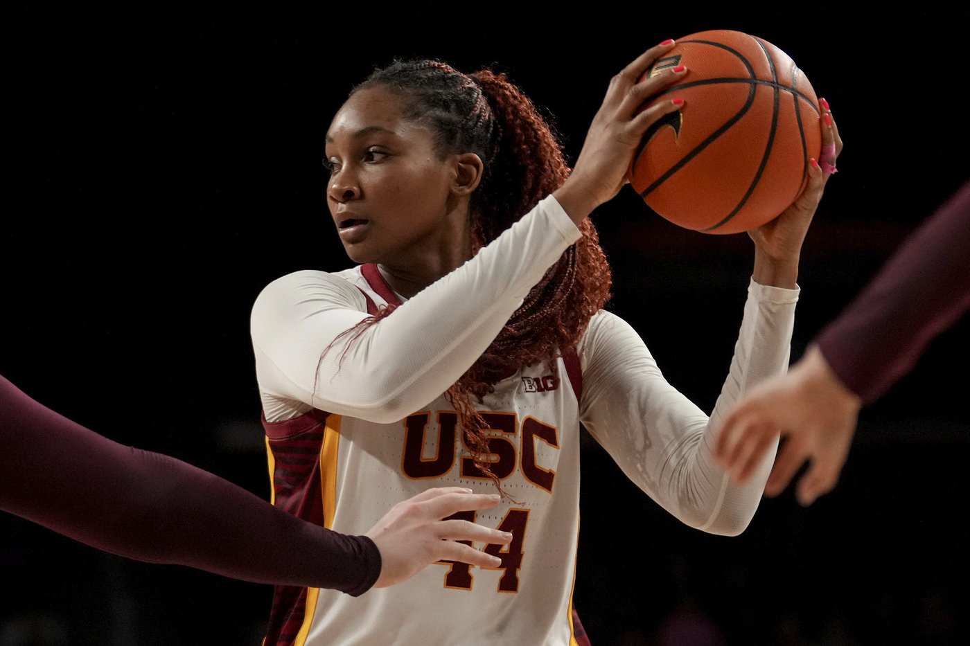 Iriafen scores 24 points and No. 7 USC beats No. 8 Ohio State 84-63 as Watkins struggles | iNFOnews.ca Iriafen scores 24 points and No. 7 USC beats No. 8 Ohio State 84-63 as Watkins struggles | iNFOnews.ca