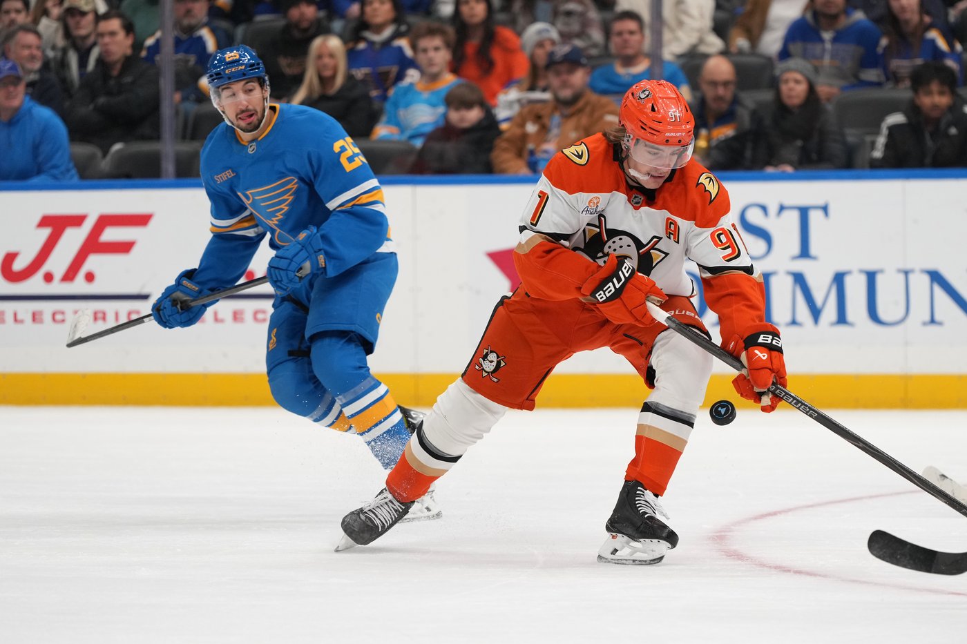 McTavish, Mintyukov score early to help Ducks beat Blues 4-1 | iNFOnews.ca McTavish, Mintyukov score early to help Ducks beat Blues 4-1 | iNFOnews.ca