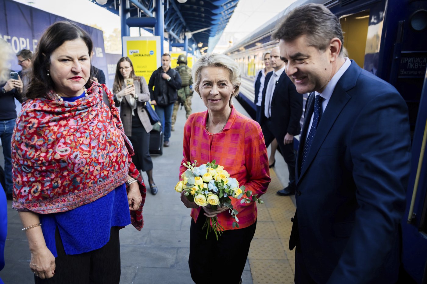 The EU's chief is trying to help Ukraine prepare for winter. Half its energy network is destroyed. | iNFOnews.ca The EU's chief is trying to help Ukraine prepare for winter. Half its energy network is destroyed. | iNFOnews.ca