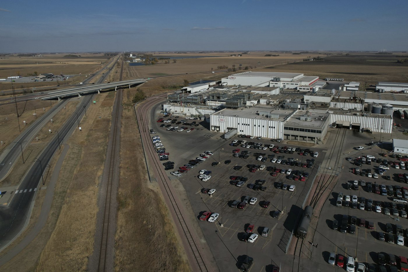 Minnesota farm town reshaped by migrants wrestles with real changes beyond the political vitriol | iNFOnews.ca