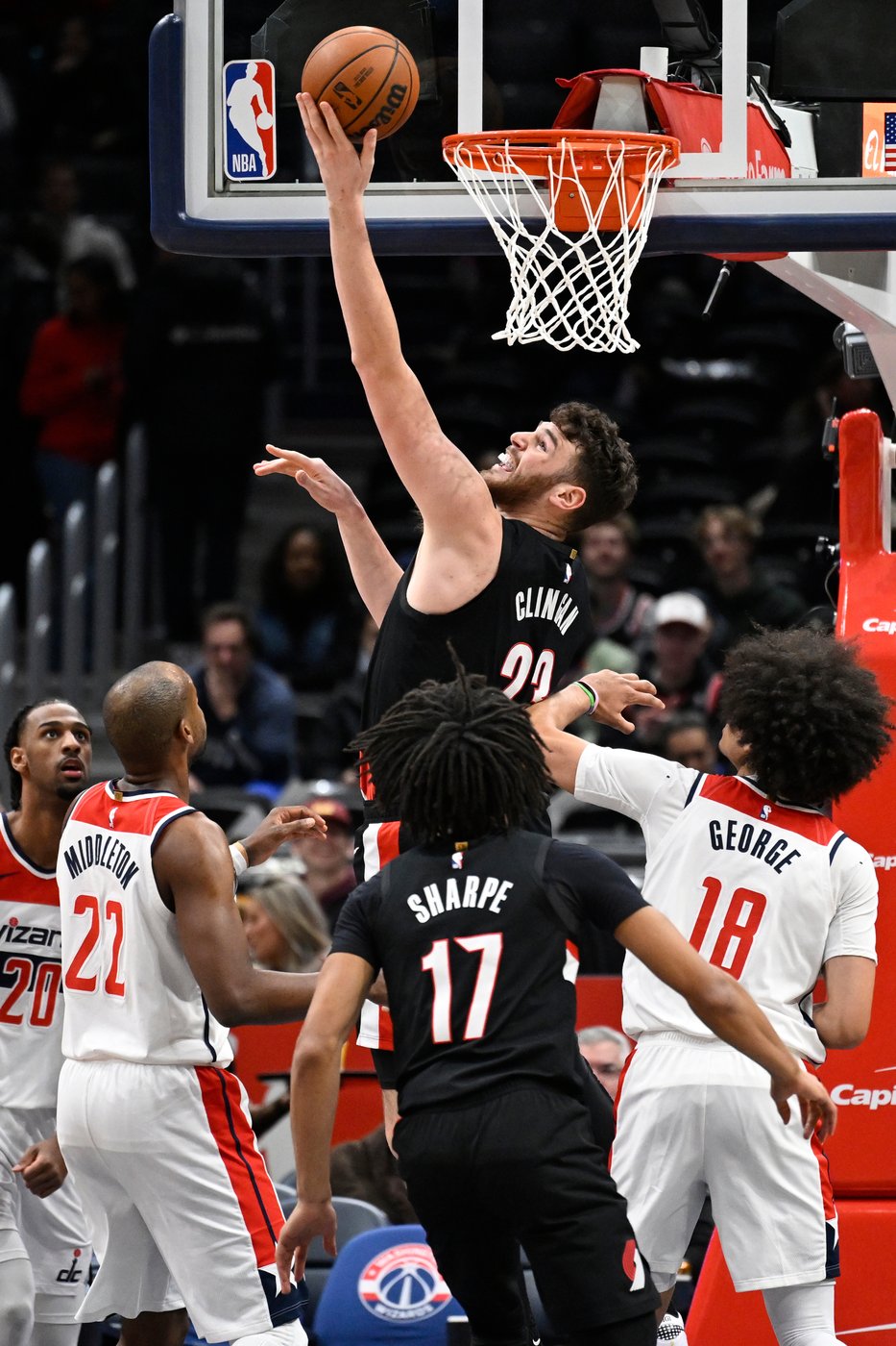 Sarr's big night helps the Wizards snap a 9-game skid with a 115-111 win over Portland | iNFOnews.ca Sarr's big night helps the Wizards snap a 9-game skid with a 115-111 win over Portland | iNFOnews.ca