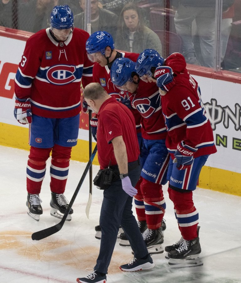 Forward Newhook, defenceman Guhle out long-term for Canadiens after surgery | iNFOnews.ca