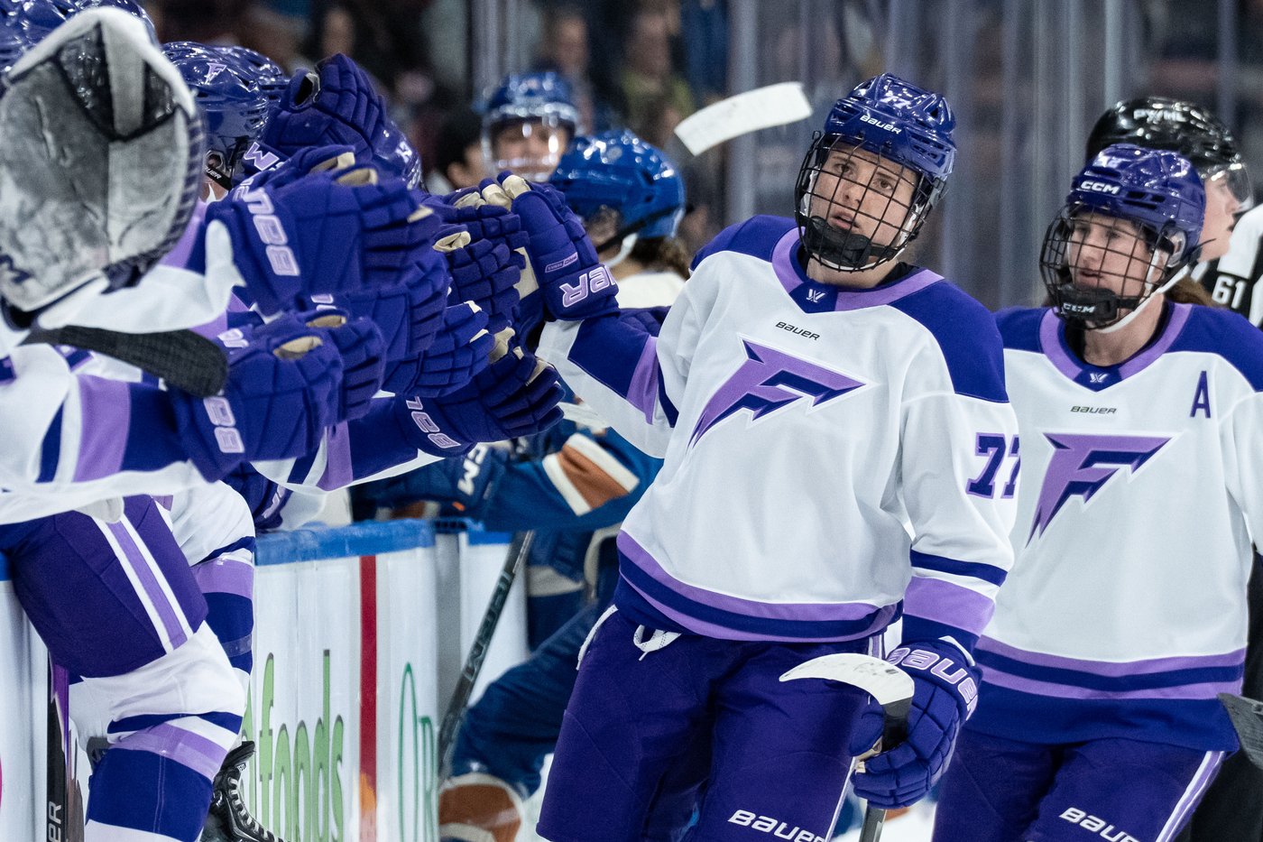 Minnesota Frost clinch PWHL playoff spot with 6-5 victory over Vancouver Goldeneyes | iNFOnews.ca Minnesota Frost clinch PWHL playoff spot with 6-5 victory over Vancouver Goldeneyes | iNFOnews.ca