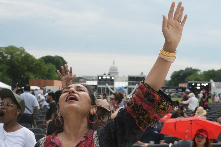 Thousands flock to the National Mall in Washington for an America-themed prayer rally | iNFOnews.ca