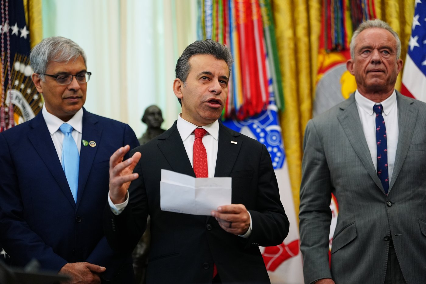 FDA chief's resignation widens a leadership gap at the nation's health department | iNFOnews.ca FDA chief's resignation widens a leadership gap at the nation's health department | iNFOnews.ca