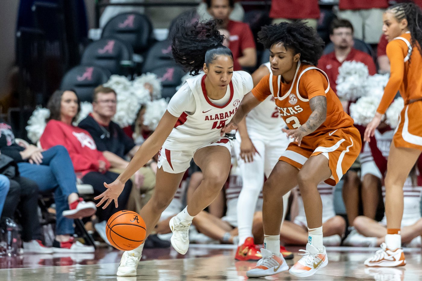 Madison Booker scores 21 to lead No. 4 Texas women over No. 24 Alabama 72-65 | iNFOnews.ca Madison Booker scores 21 to lead No. 4 Texas women over No. 24 Alabama 72-65 | iNFOnews.ca