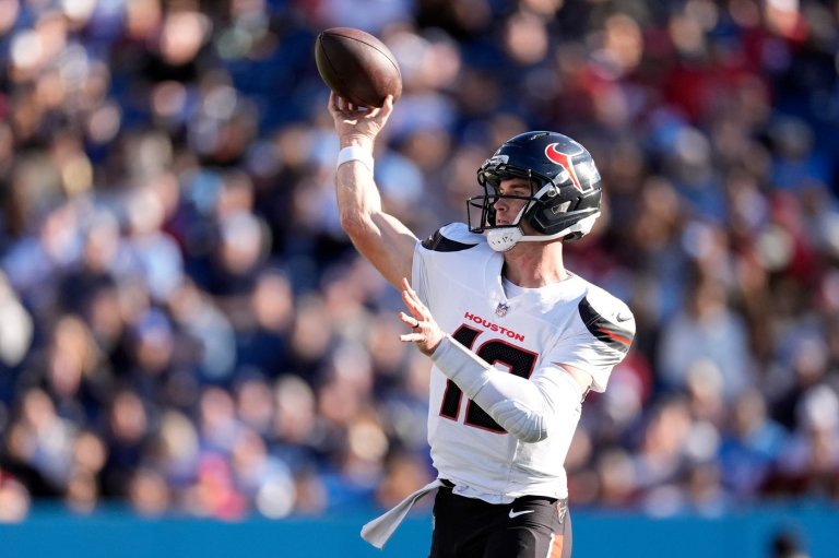 Davis Mills leads Texans to 16-13 win over Titans on Wright's game-ending field goal | iNFOnews.ca