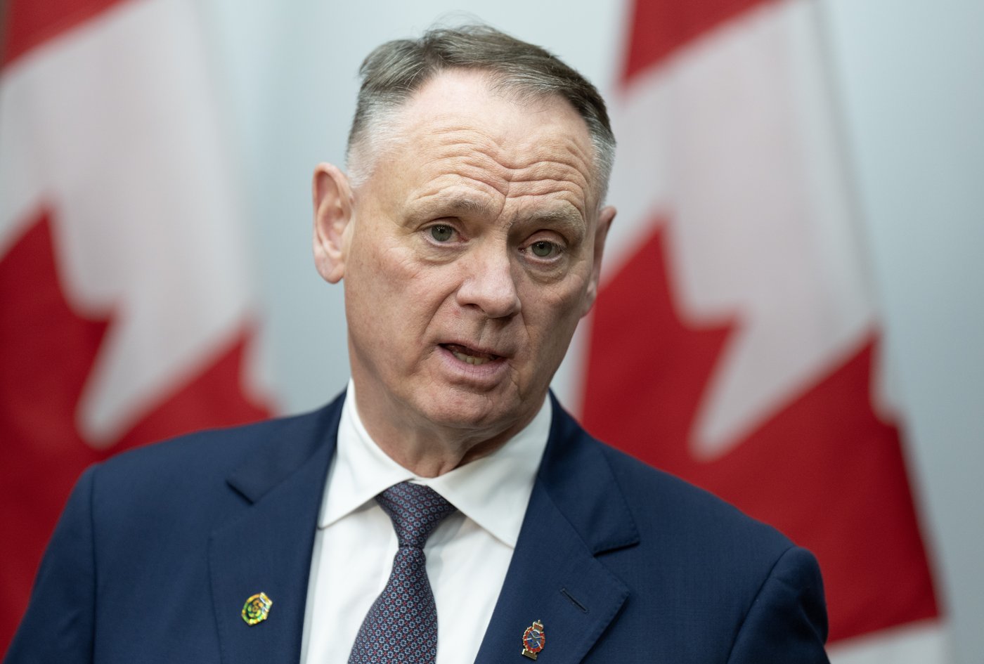 McGuinty has 'every confidence' fall budget will pass through minority Parliament | iNFOnews.ca McGuinty has 'every confidence' fall budget will pass through minority Parliament | iNFOnews.ca