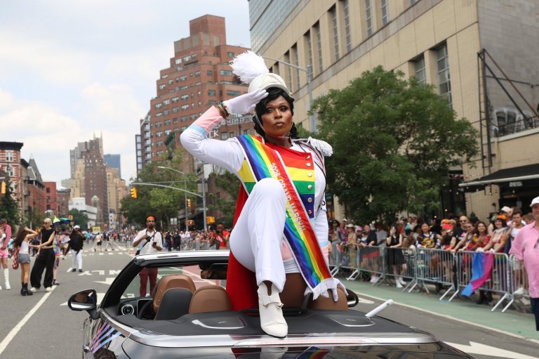 Photos show Pride around the world: Monthlong celebration ends with iconic U.S. parades | iNFOnews.ca