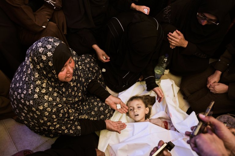 A Palestinian woman and a young girl were killed in an Israeli airstrike in Gaza, officials say | iNFOnews.ca