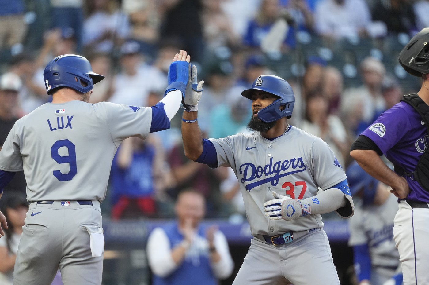 Ohtani launches homer No. 54, steals 57th base as NL West-champion Dodgers power by Rockies 11-4 | iNFOnews.ca