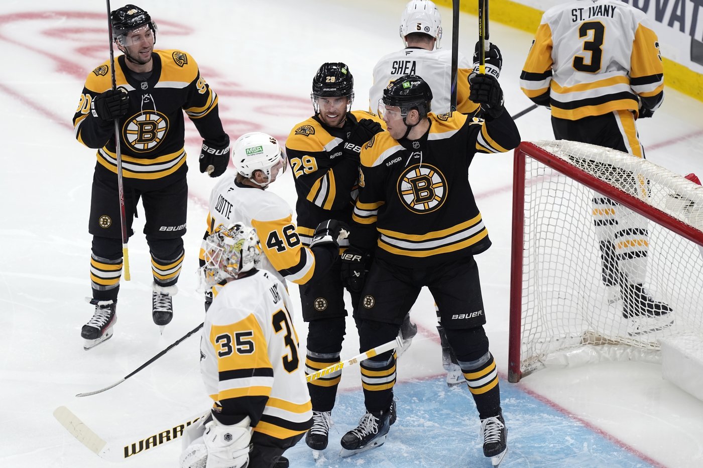 Tomasino scores 3rd period goal to give Penguins 2-1 win over Bruins | iNFOnews.ca Tomasino scores 3rd period goal to give Penguins 2-1 win over Bruins | iNFOnews.ca