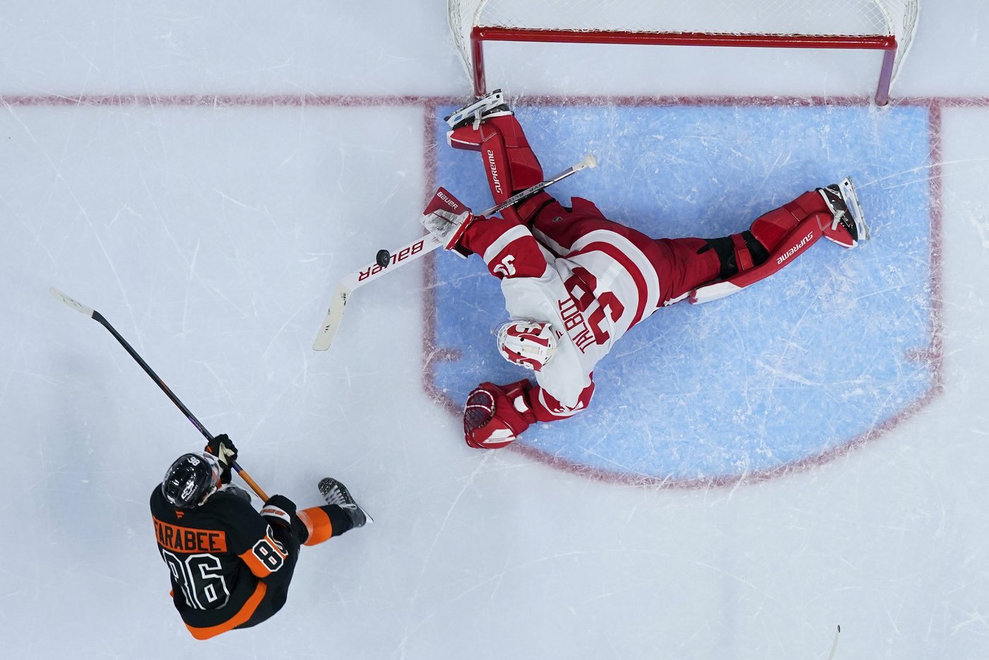 Scott Laughton scores career-high 4 goals for the Flyers' 4-1 victory over the Red Wings | iNFOnews.ca Scott Laughton scores career-high 4 goals for the Flyers' 4-1 victory over the Red Wings | iNFOnews.ca