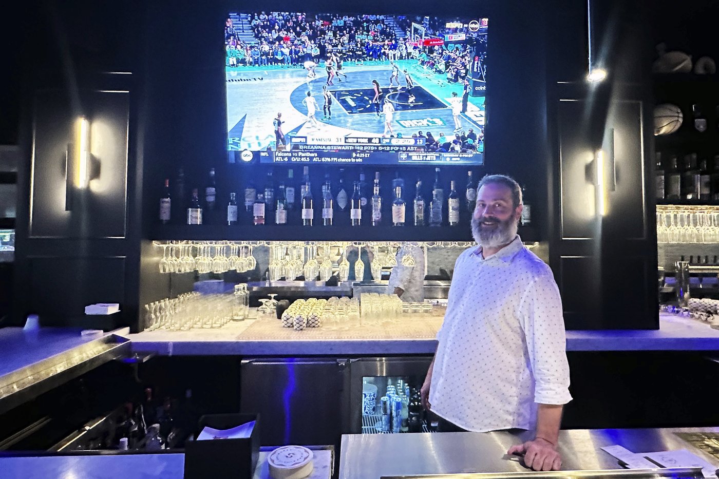 During WNBA season, bars and restaurants say they saw greater customer demand for women's sports | iNFOnews.ca During WNBA season, bars and restaurants say they saw greater customer demand for women's sports | iNFOnews.ca