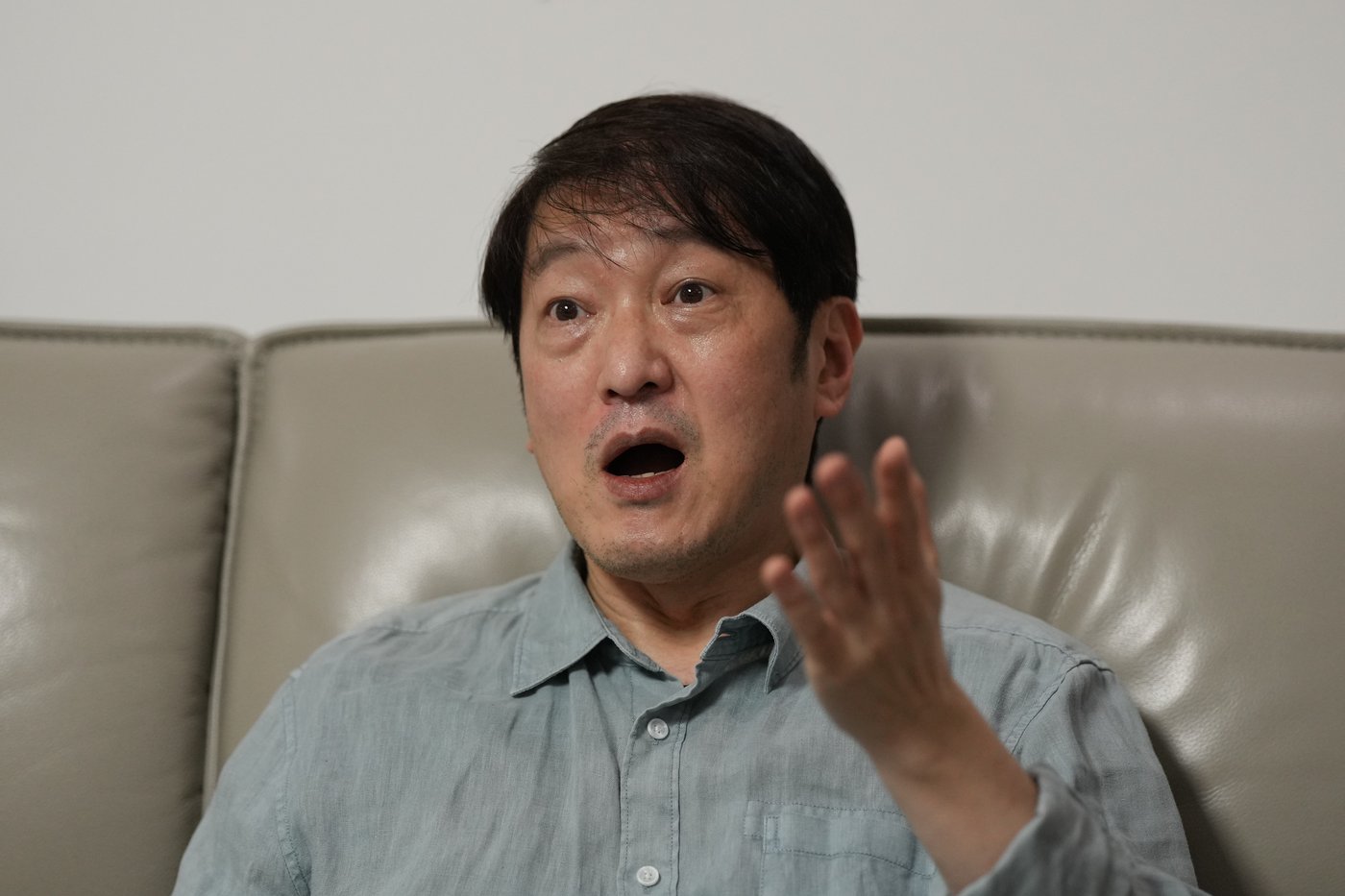 After a paralyzing stroke, a South Korean pianist recreates himself as a one-handed performer | iNFOnews.ca After a paralyzing stroke, a South Korean pianist recreates himself as a one-handed performer | iNFOnews.ca