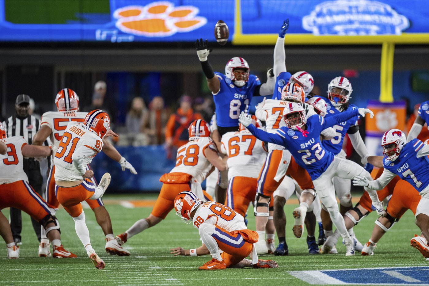 No. 18 Clemson beats No. 8 SMU 34-31 on last-second field goal for ACC title, berth in the CFP | iNFOnews.ca No. 18 Clemson beats No. 8 SMU 34-31 on last-second field goal for ACC title, berth in the CFP | iNFOnews.ca