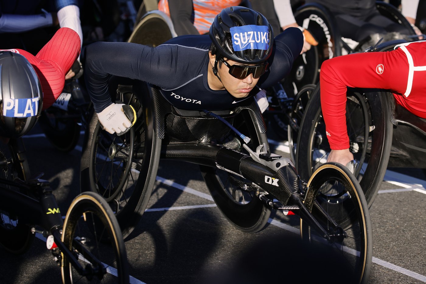 Daniel Romanchuk wins men's wheelchair race, ending Marcel Hug's 3-year streak as champion | iNFOnews.ca