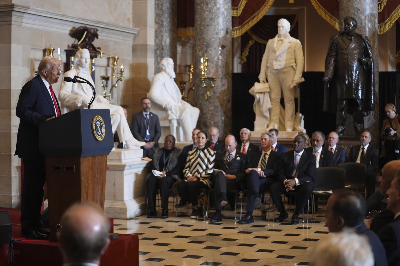 After prayer breakfast, Trump creates task force to root out 'anti-Christian bias' | iNFOnews.ca After prayer breakfast, Trump creates task force to root out 'anti-Christian bias' | iNFOnews.ca