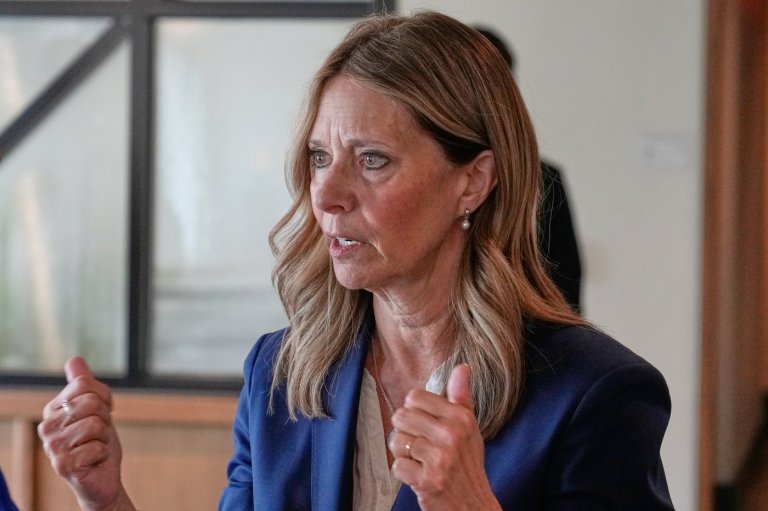 The long shadow of the COVID-19 pandemic creeps into the race for Ohio governor | iNFOnews.ca