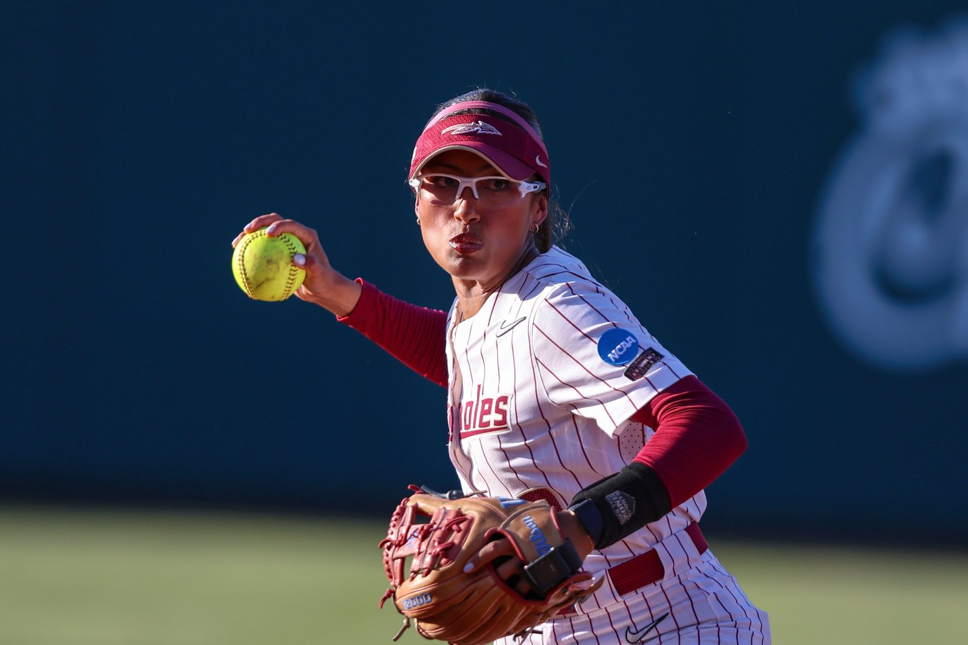 Florida State's Isa Torres sets NCAA record by getting a hit in 14 straight at-bats | iNFOnews.ca
