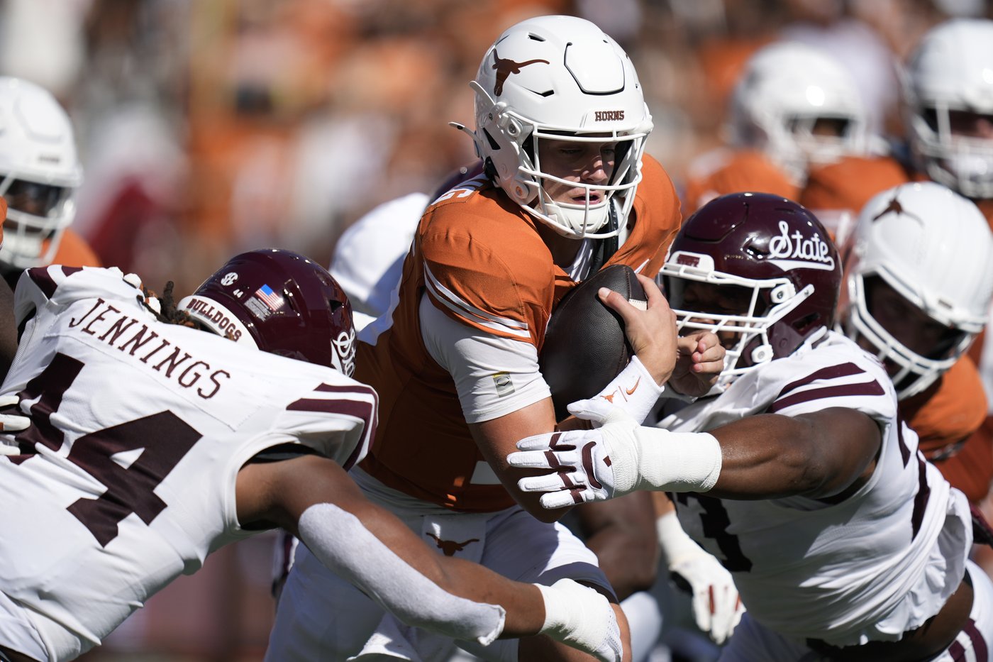 Manning leads No. 1 Texas over Mississippi State as Longhorns earn first SEC victory 35-13 | iNFOnews.ca Manning leads No. 1 Texas over Mississippi State as Longhorns earn first SEC victory 35-13 | iNFOnews.ca