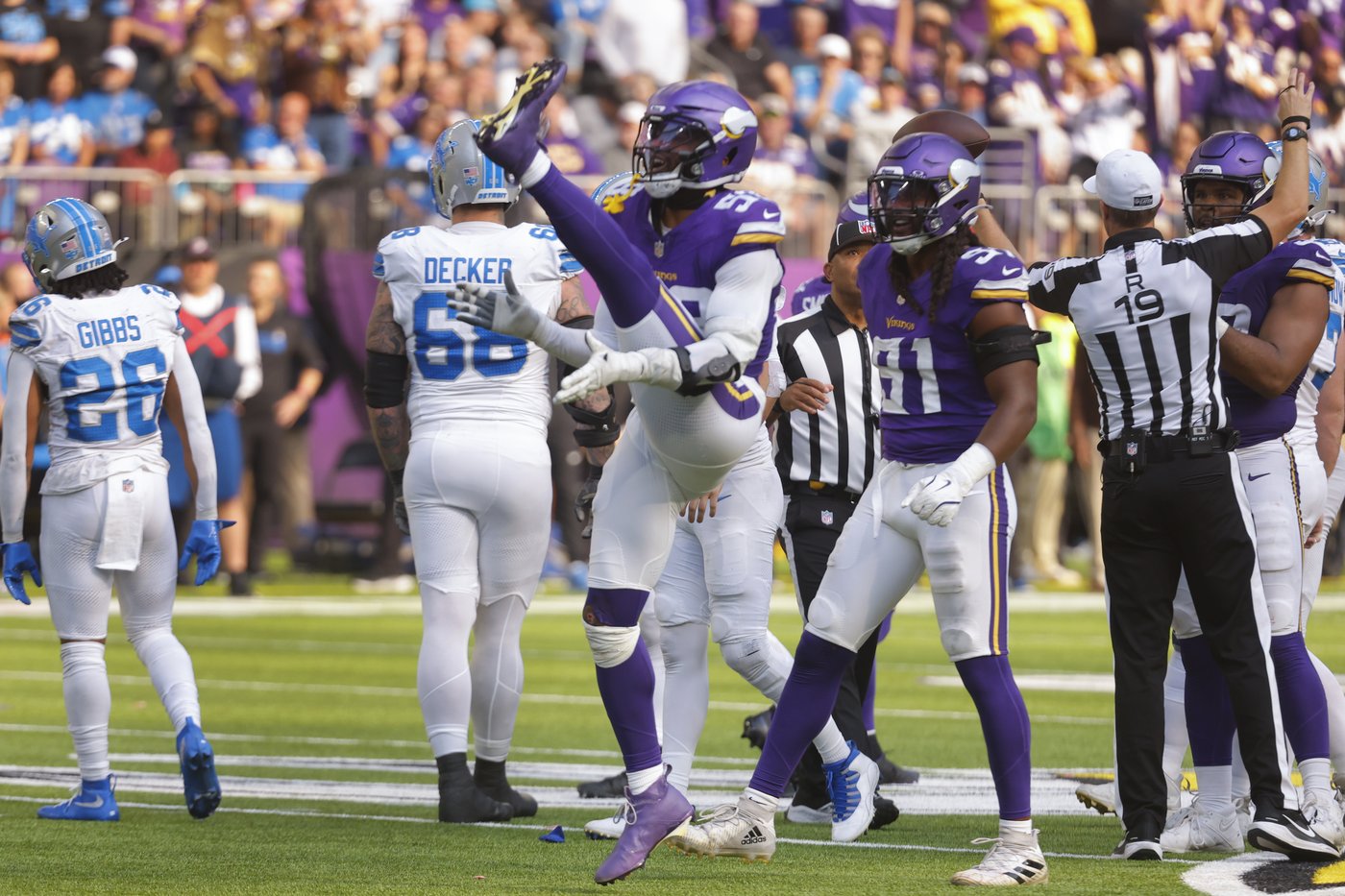 Vikings try to get their defense back on track in prime time against the Colts as Flacco takes over | iNFOnews.ca