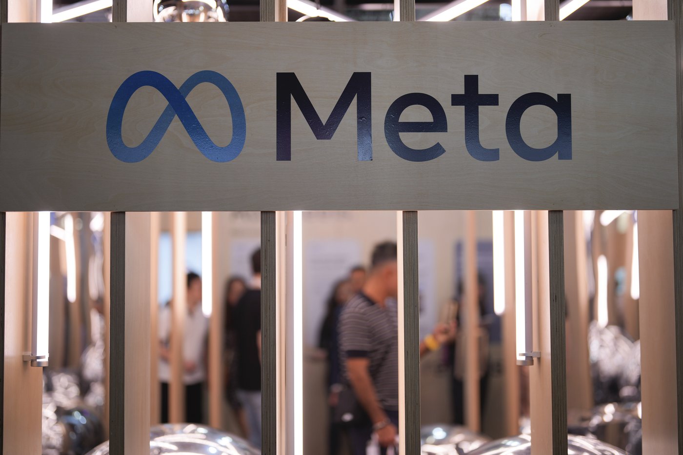 Meta fights CRTC, refuses to publicly release info on news blocking measures | iNFOnews.ca