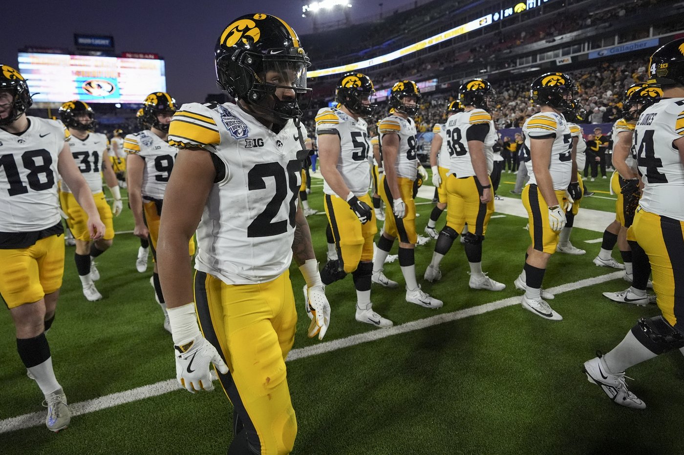 No. 23 Missouri rallies from 10 down, beats Iowa 27-24 in the Music City Bowl | iNFOnews.ca No. 23 Missouri rallies from 10 down, beats Iowa 27-24 in the Music City Bowl | iNFOnews.ca