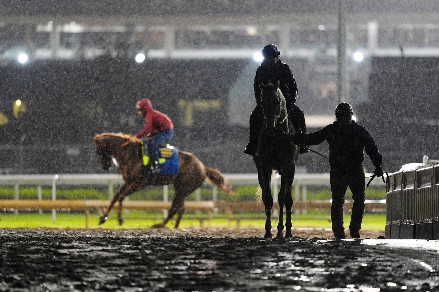 Photos show pre-race workouts ahead of the Kentucky Derby | iNFOnews.ca