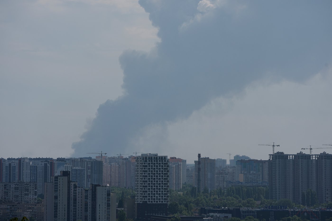 Russia says it launched a 'massive' overnight strike on 9 Ukrainian cities | iNFOnews.ca