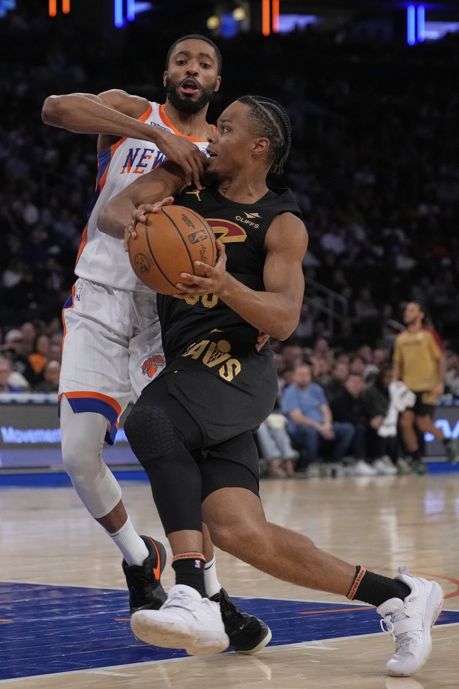 Garland rallies Cavs to 108-102 win over No. 3 seed Knicks, who finish 0-8 vs East's top 2 teams | iNFOnews.ca Garland rallies Cavs to 108-102 win over No. 3 seed Knicks, who finish 0-8 vs East's top 2 teams | iNFOnews.ca