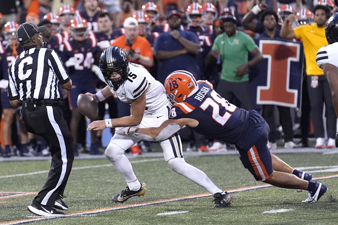 No. 23 Illinois outlasts Purdue 50-49 in overtime on sack on 2-point conversion | iNFOnews.ca No. 23 Illinois outlasts Purdue 50-49 in overtime on sack on 2-point conversion | iNFOnews.ca