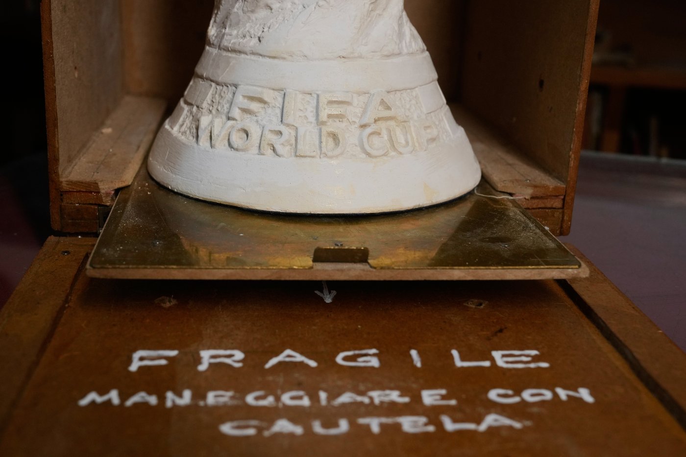 How an Italian sculptor created the World Cup trophy that became an icon | iNFOnews.ca How an Italian sculptor created the World Cup trophy that became an icon | iNFOnews.ca
