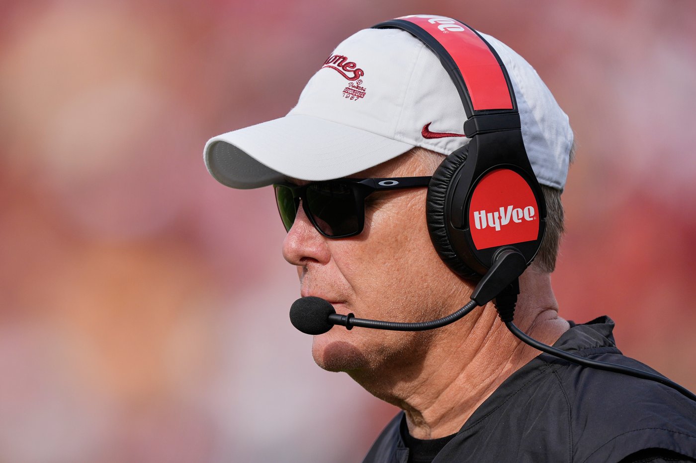 Iowa State defensive coordinator Jon Heacock retires, ending a coaching career after 4-plus decades | iNFOnews.ca