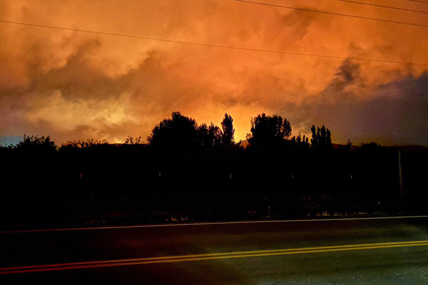 Heat, wind and drought conditions spark wildfires in US West | iNFOnews.ca