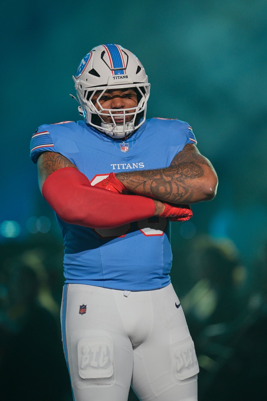 Titans unveil new uniforms and logos to go with new coach and new stadium opening in 2027 | iNFOnews.ca
