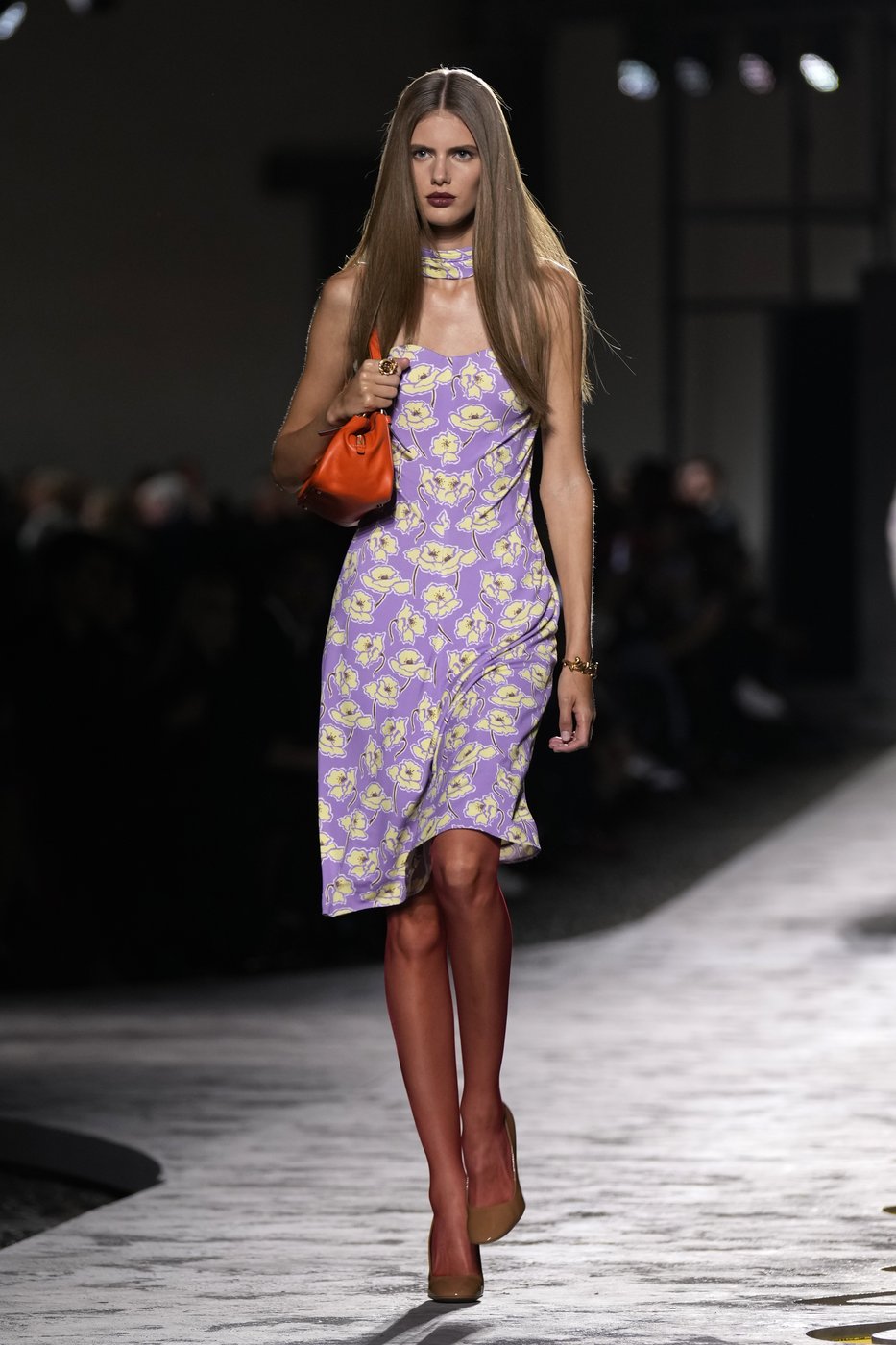 Gucci touts 'casual grandeur,' Tod's focuses on Artisanal Intelligence and Versace plays it safe | iNFOnews.ca