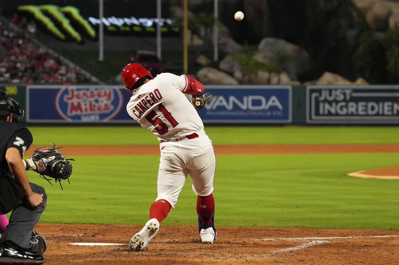 Benintendi, Sosa each hit a HR as White Sox beat Angels 6-3 | iNFOnews.ca Benintendi, Sosa each hit a HR as White Sox beat Angels 6-3 | iNFOnews.ca