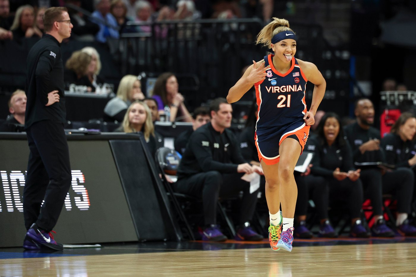 Marta Suarez and Olivia Miles lead TCU past Virginia 79-69 and into the women's Elite Eight | iNFOnews.ca