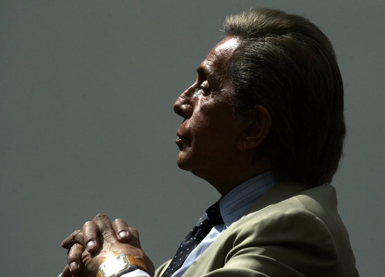 Paris mourns Valentino, the last titan of couture’s golden age | iNFOnews.ca