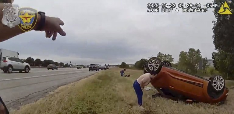 Video shows dramatic rescue of baby pinned under overturned car in Texas | iNFOnews.ca Video shows dramatic rescue of baby pinned under overturned car in Texas | iNFOnews.ca