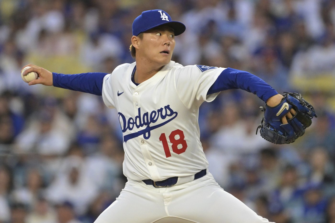 Yamamoto tosses 2-hit ball over 6 innings and Edman hits 3-run homer as Dodgers beat Cubs 3-0 | iNFOnews.ca