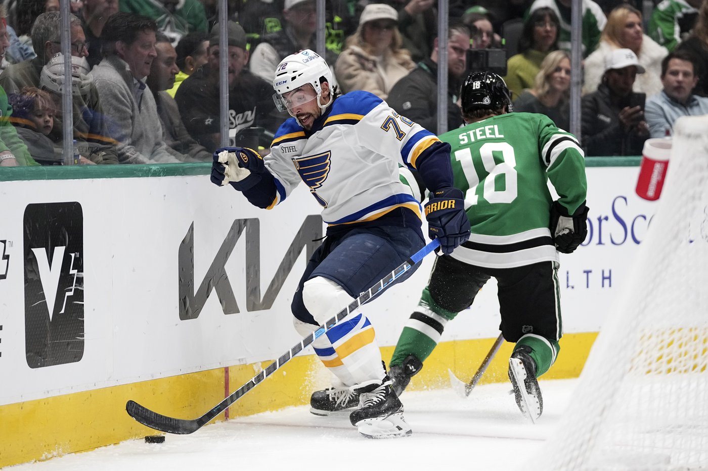 Matt Duchene scores in OT to give Stars 2-1 win over Blues | iNFOnews.ca