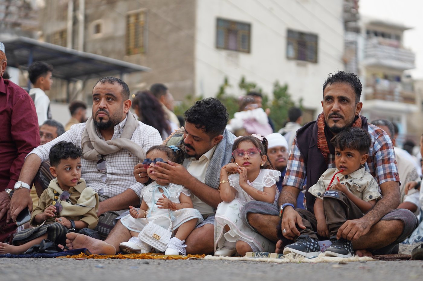 A look at celebrations for Eid al-Fitr around the world, in photos | iNFOnews.ca