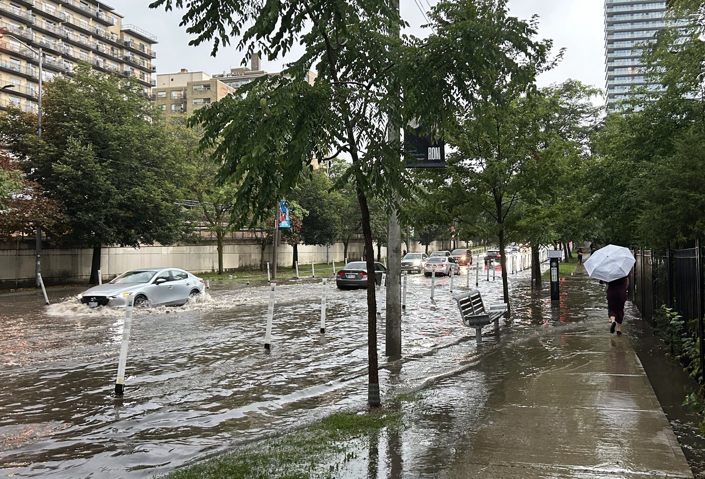 Damaging storms blast southern Ontario causing flooding, power outages in Toronto | iNFOnews.ca